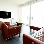 Zeedijk 237 *