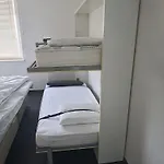 Lägenhet Zeedijk 237 *